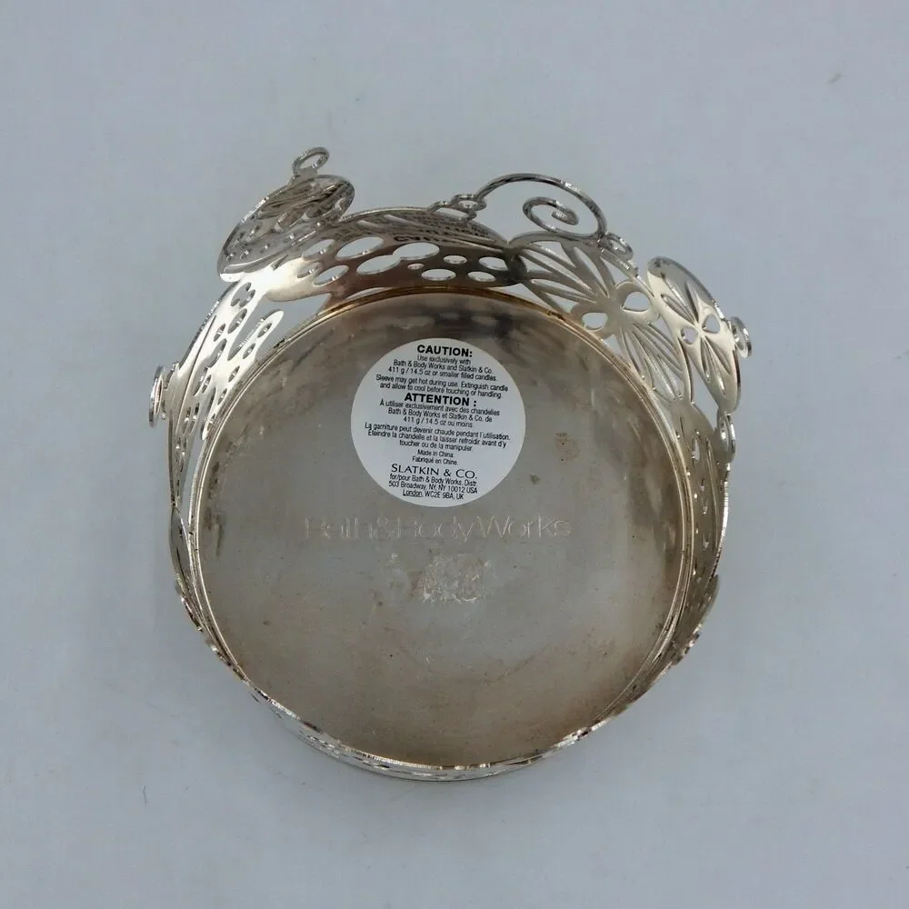 Bath & Body Works Ornaments Design Pedestal Silver 3-Wick Christmas Candleholder - Picture 5 of 7